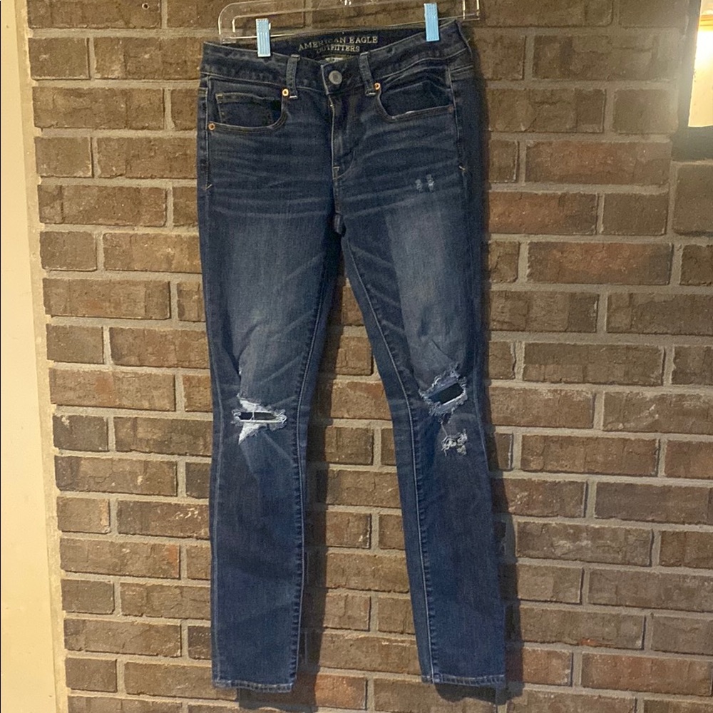 American Eagle Outfitters Women's Medium Blue Skinny Distressed Jeans